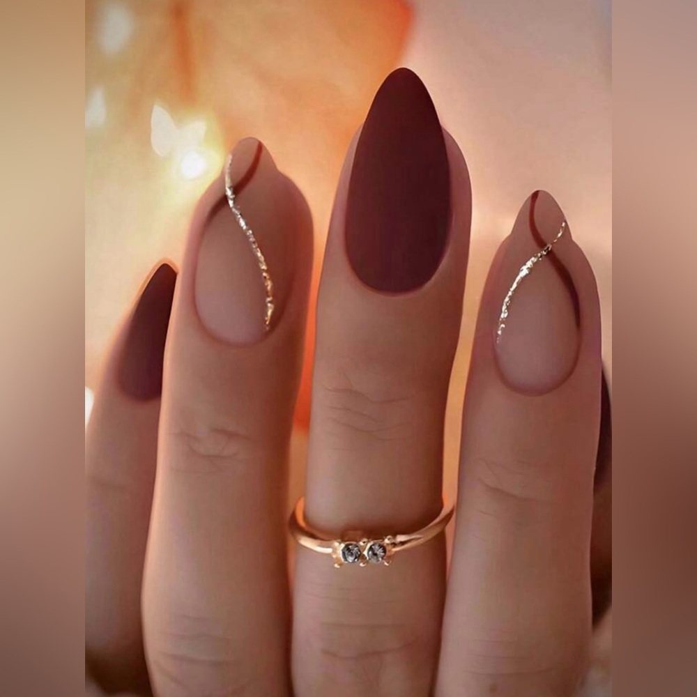 24 Pieces Maroon Dark Red Nude Gold Press-on Nails